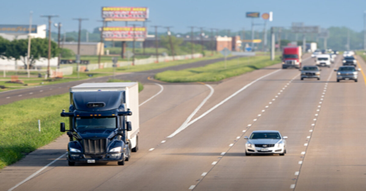 Self-driving Aurora truck on Texas highway