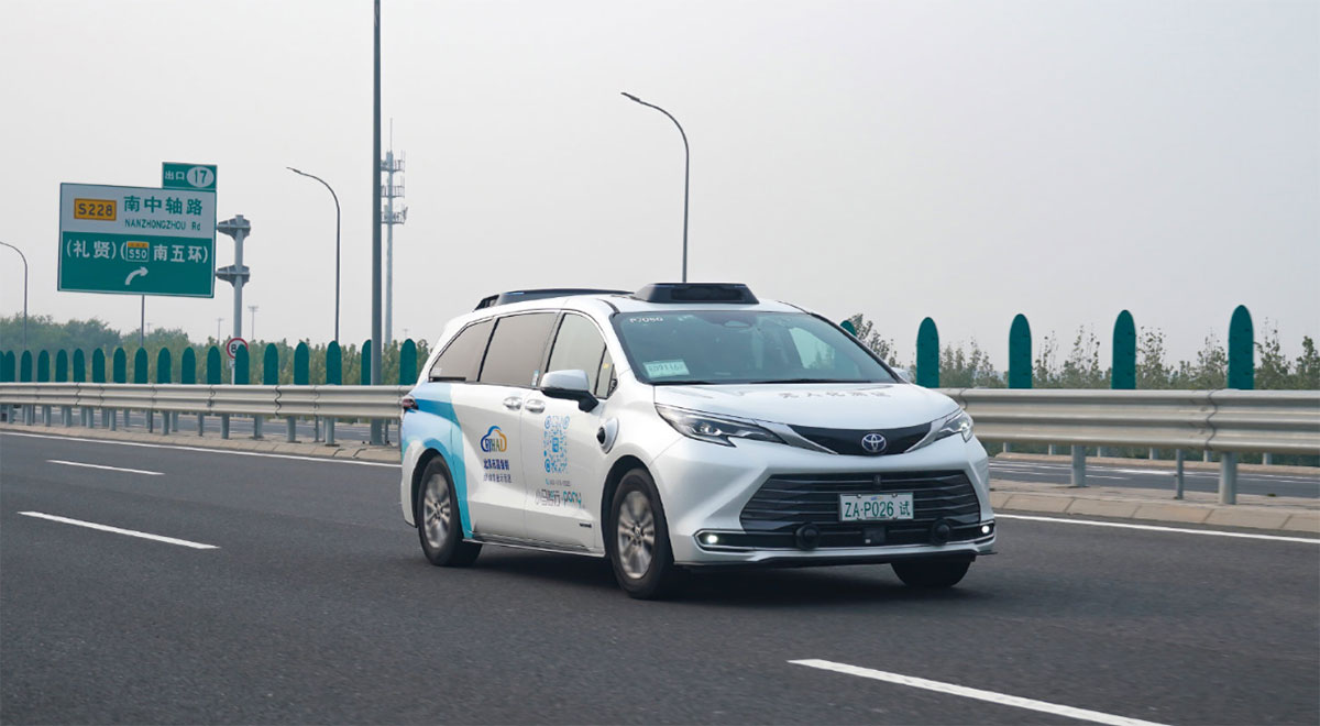 Pony.ai Gen-7 robotaxi on China roads